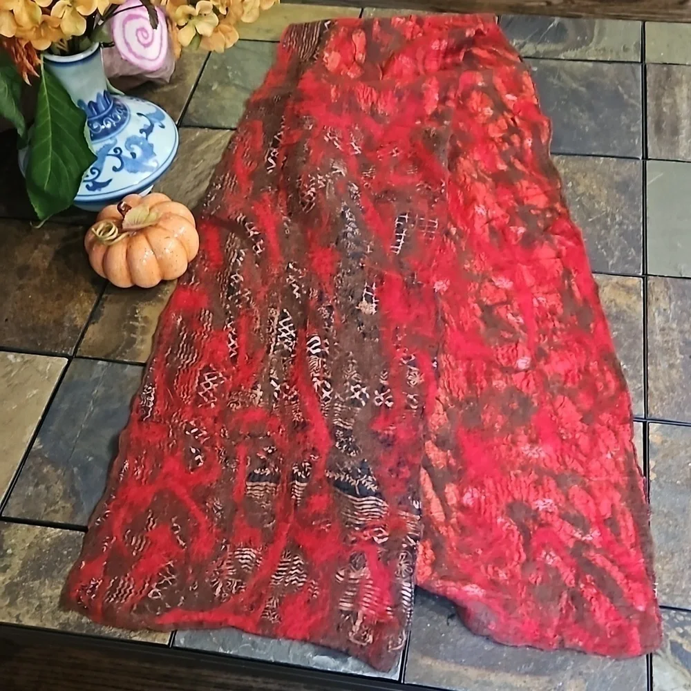 Scarf Handcrafted Wool and Silk New 79x12